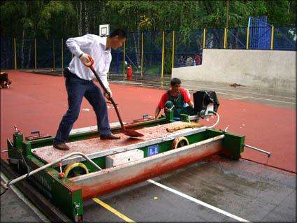 Running Track Paver Machine Oil Temperature Is Too High To Check Where