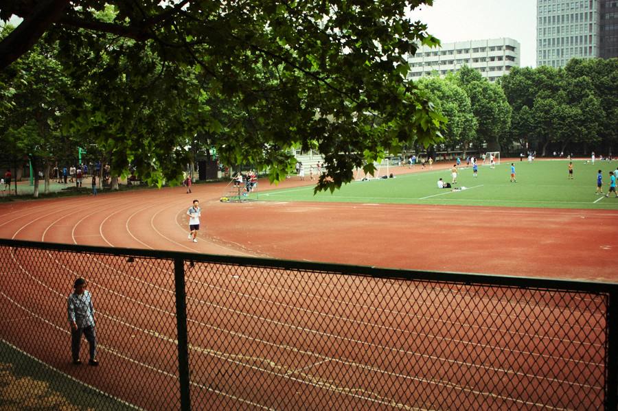 Running Track Paver Machine Plays An Important Role In The Market