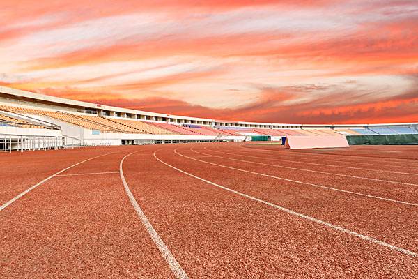 Rubber Paving Machine Manufacturers Talk About The Characteristics Of Running Track Paver Machine