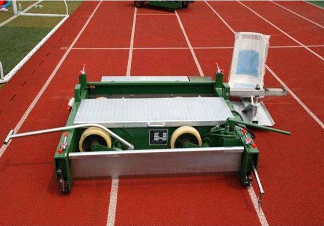 Matters Needing Attention During The Use Of Rubber Paving Machine