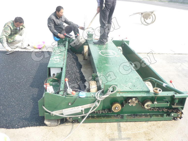 The Structural Characteristics Of The Road Paver Machine