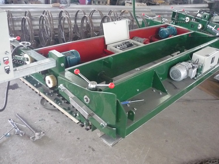 What Rubber Paving Machine Technical Requirements Are Needed In The Construction