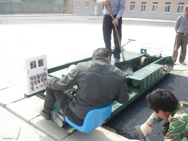 Solution to Uneven Pavement of Running Track Paver Machine