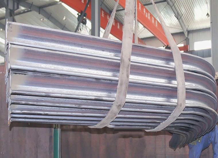 Self Overview of Rubber Paving Machine