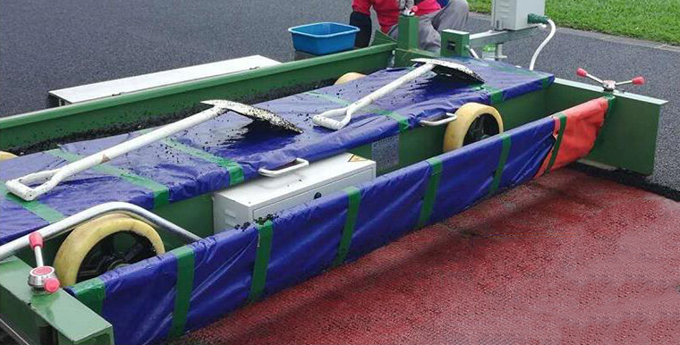 Tpj-2.0 Runway Rubber Laying Machine Introduction