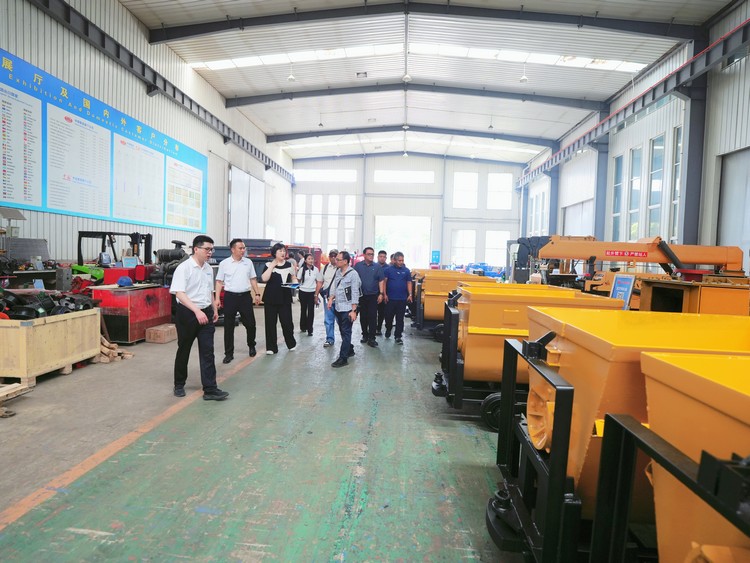 Deepen Overseas Cooperation | Philippine Clients Visit Shandong China Coal Group for Inspection and Signing